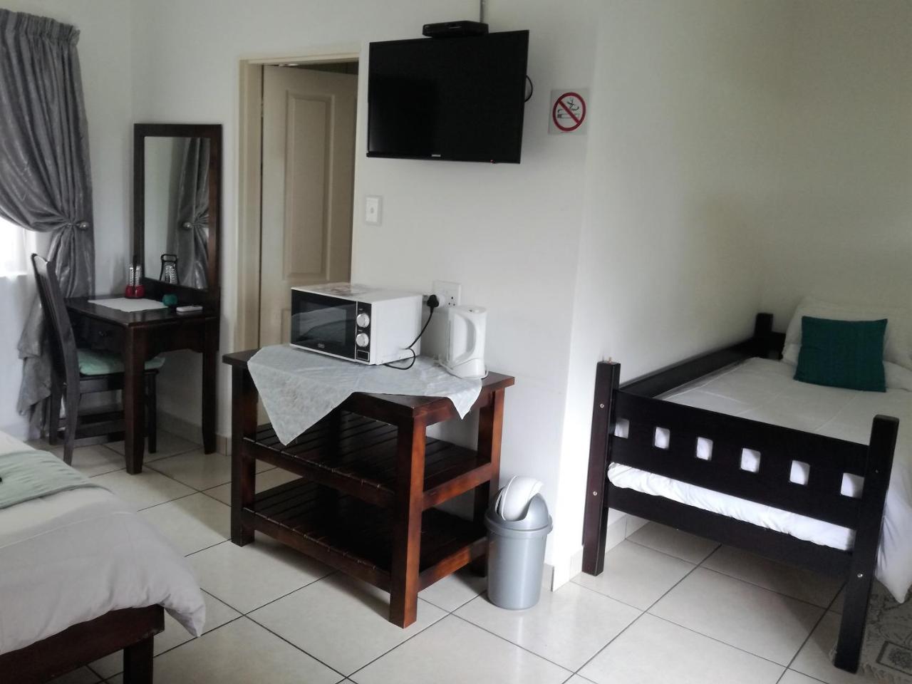 Guest House Mamma Mia Mbombela Exterior foto
